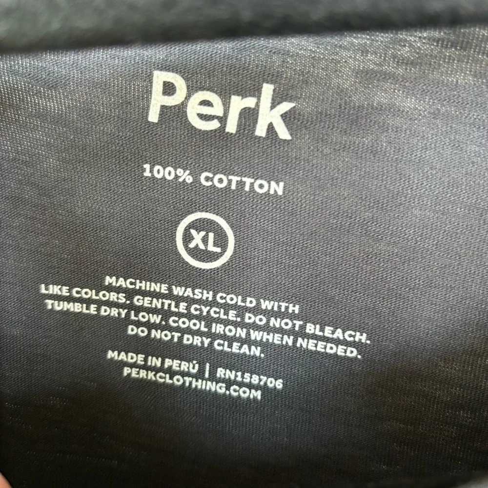 Perk Dark‎ Gray Ling Sleeve Size XL